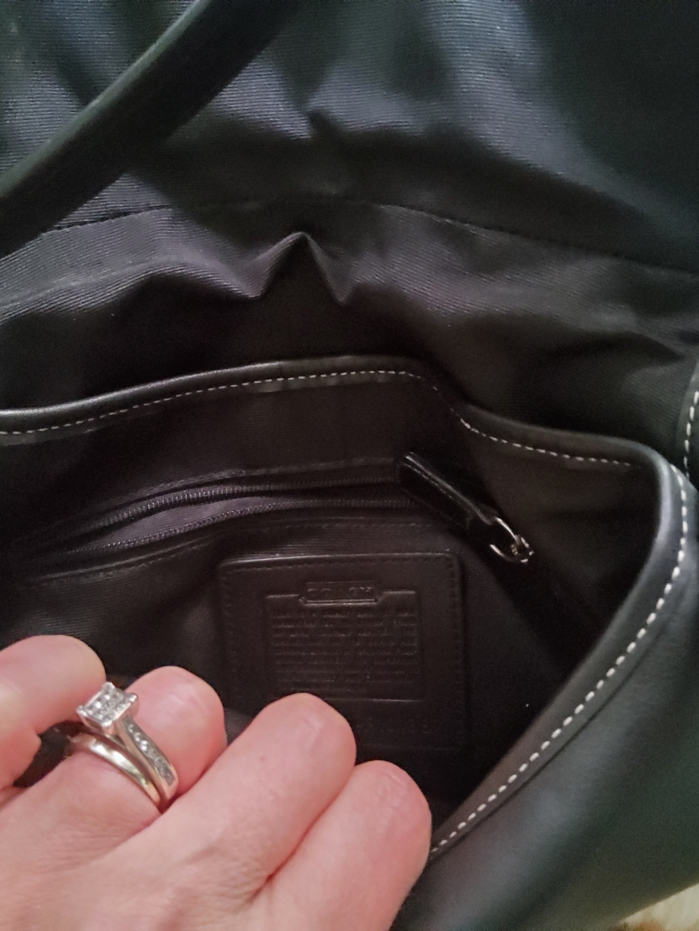 Coach Vintage Y2K SOHO F10188 EUC - Picture 3 of 16